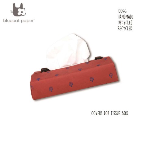 Red tissue box – light blue flowers design