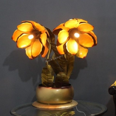 Wonderful Metal Flower Led Table Decor