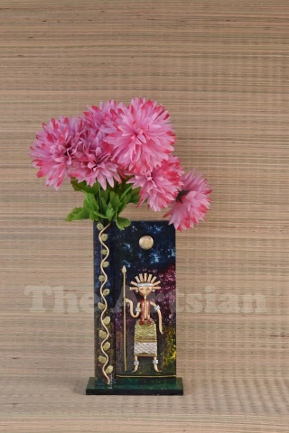 Unique Glosy Flower Vase with Canvas A tribar man standing with spear