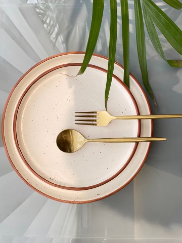 The Mustard Flat Plate