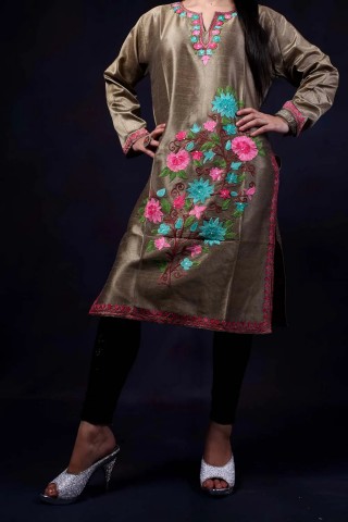 Oyster Aari Embroidered Kurti
