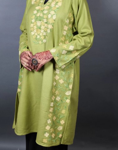 Fish Neck & Side Design Light Green Aari Embroidered Phiran