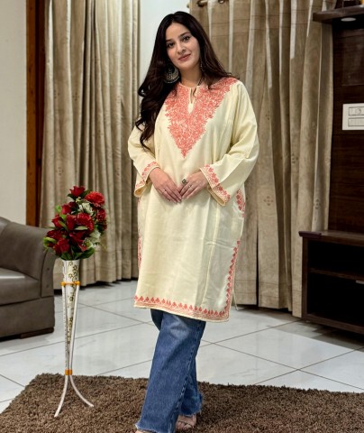Creme Base Zari Embroidered Pheran