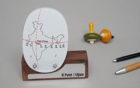 0 Point - UJJAIN Prime Meridian Desk Showpiece