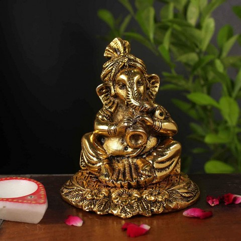 White Metal Golden Oxidized Ganesh Pagdi