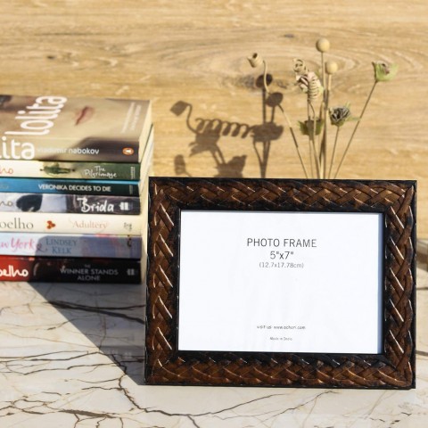 Brown Line Design Photo Frame with Stand - 5" x 7" (Horizontal)