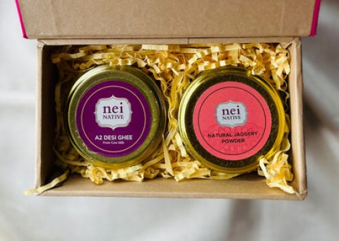 Aapke Muh Me Ghee Shakkar - Compact Hamper